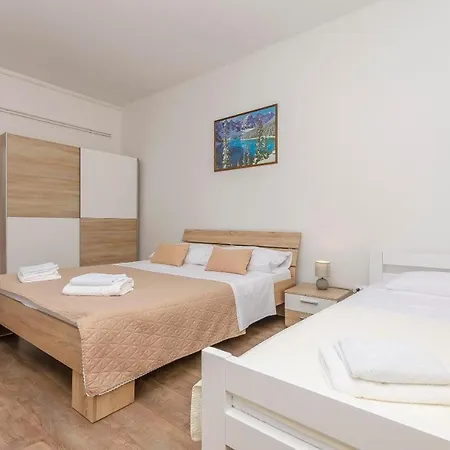 House Sanja Holiday home *